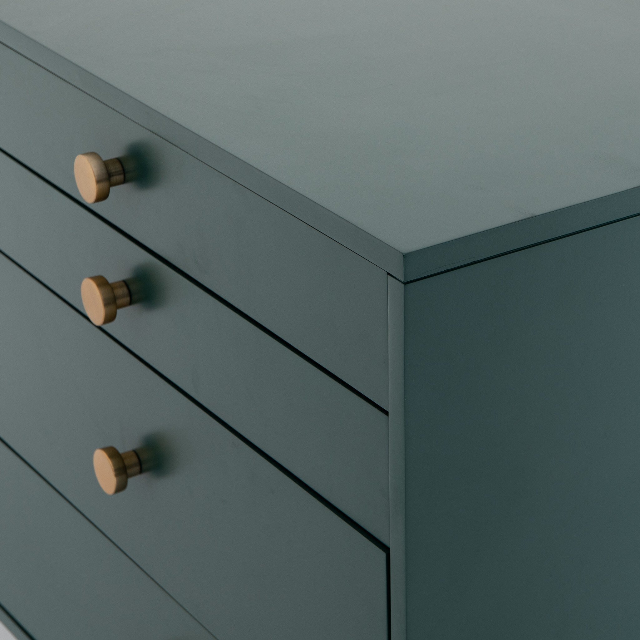 Four Hands Van 7 Drawer Dresser