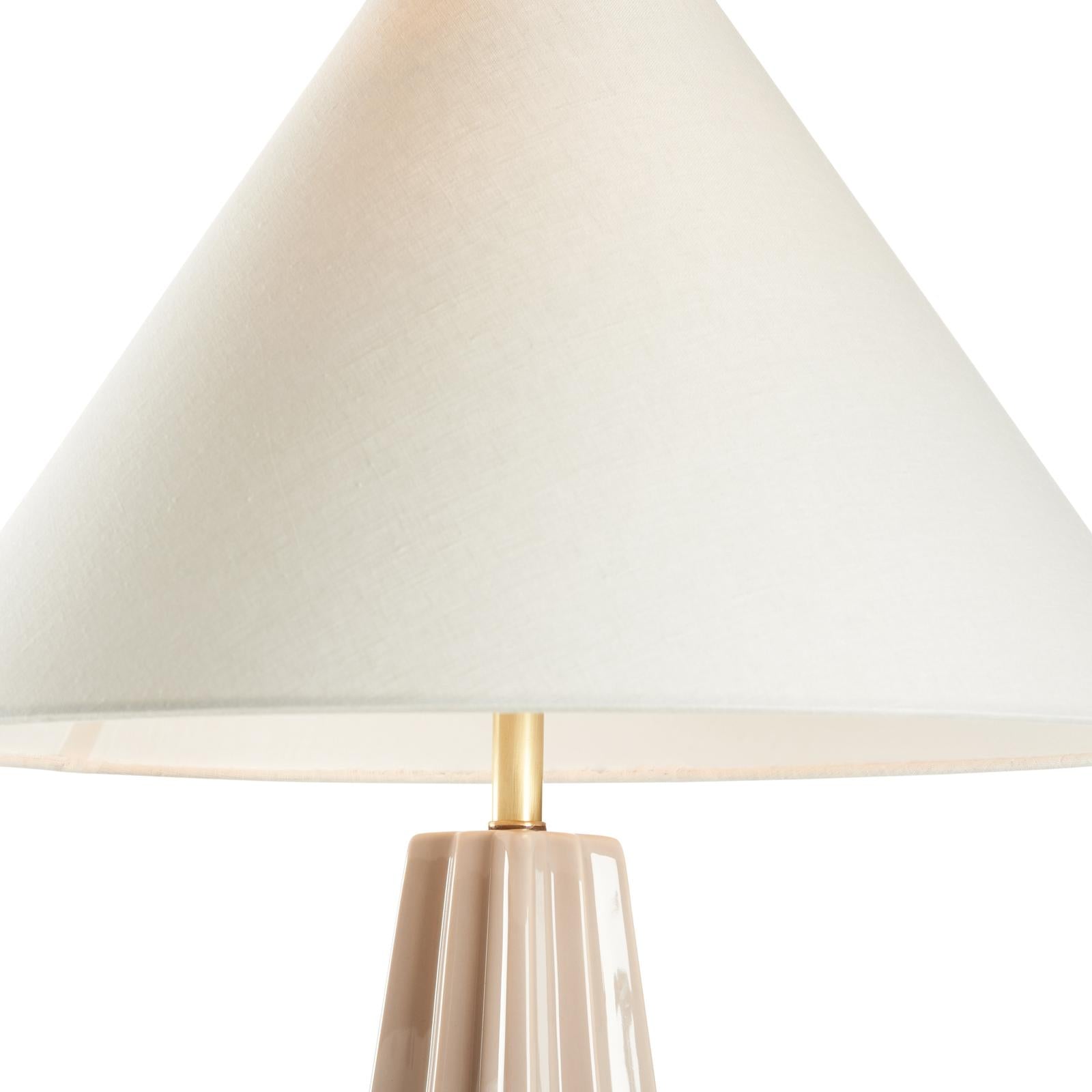 Wildwood Odum White Lamp