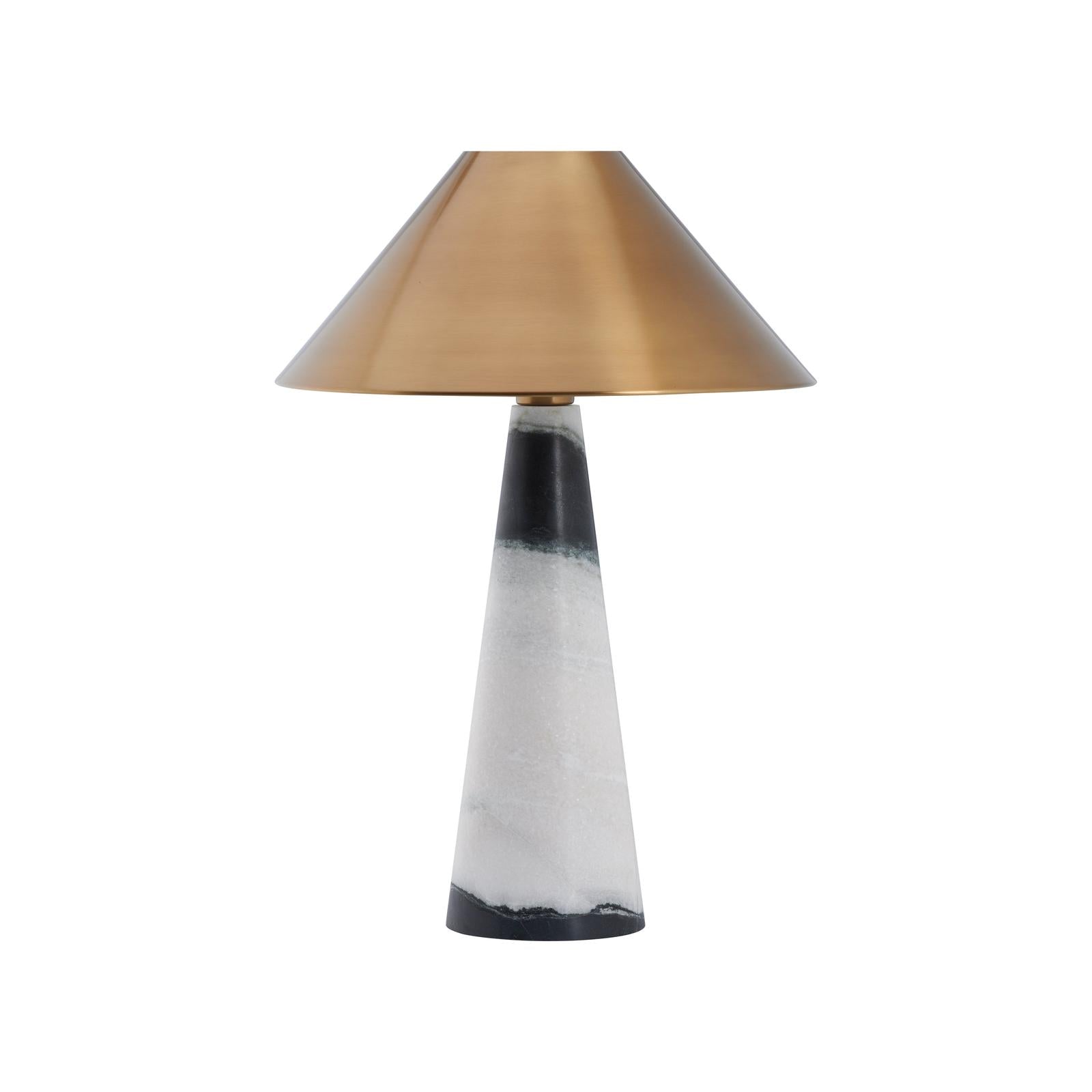 Wildwood Waylen Lamp