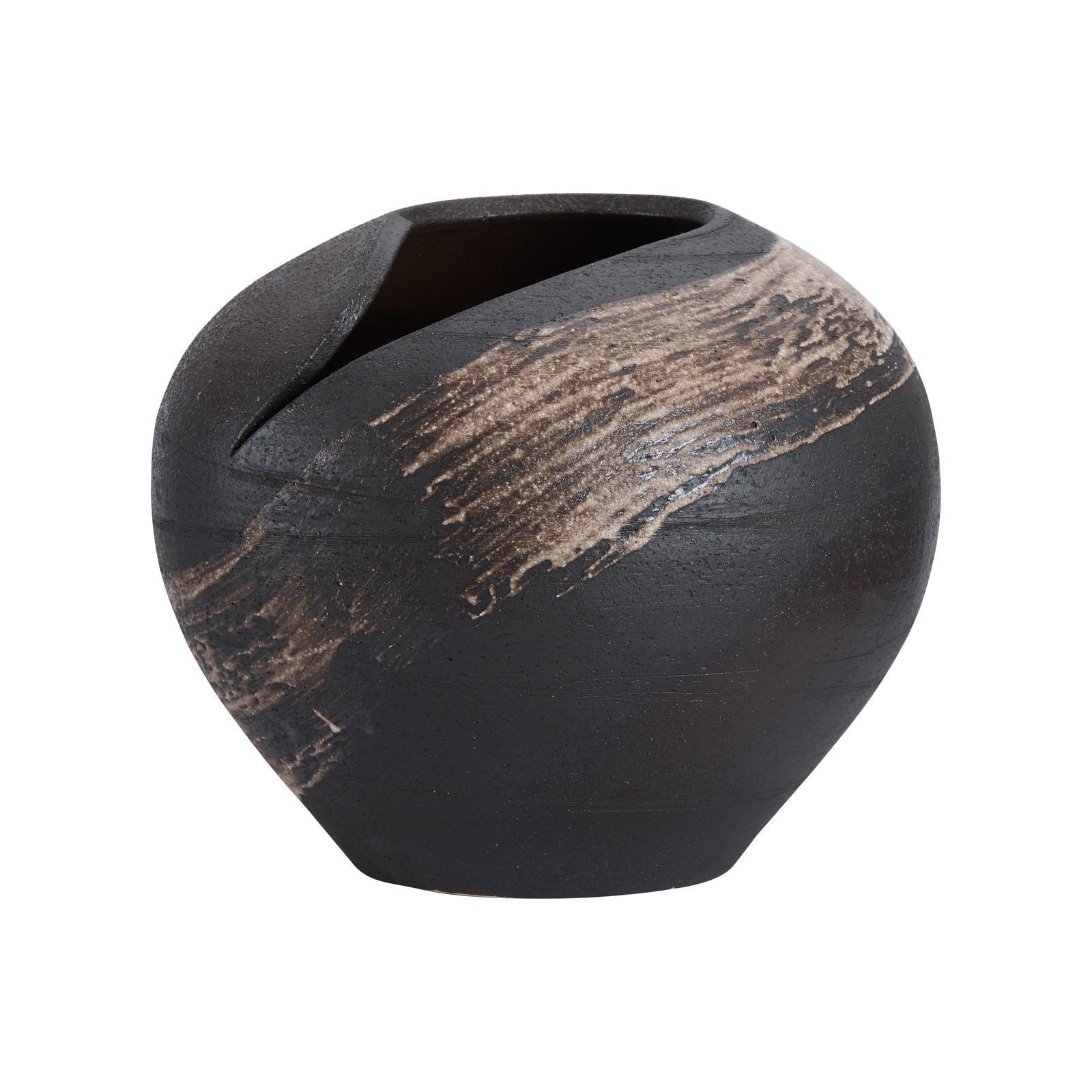 Wildwood Miho Black Vase