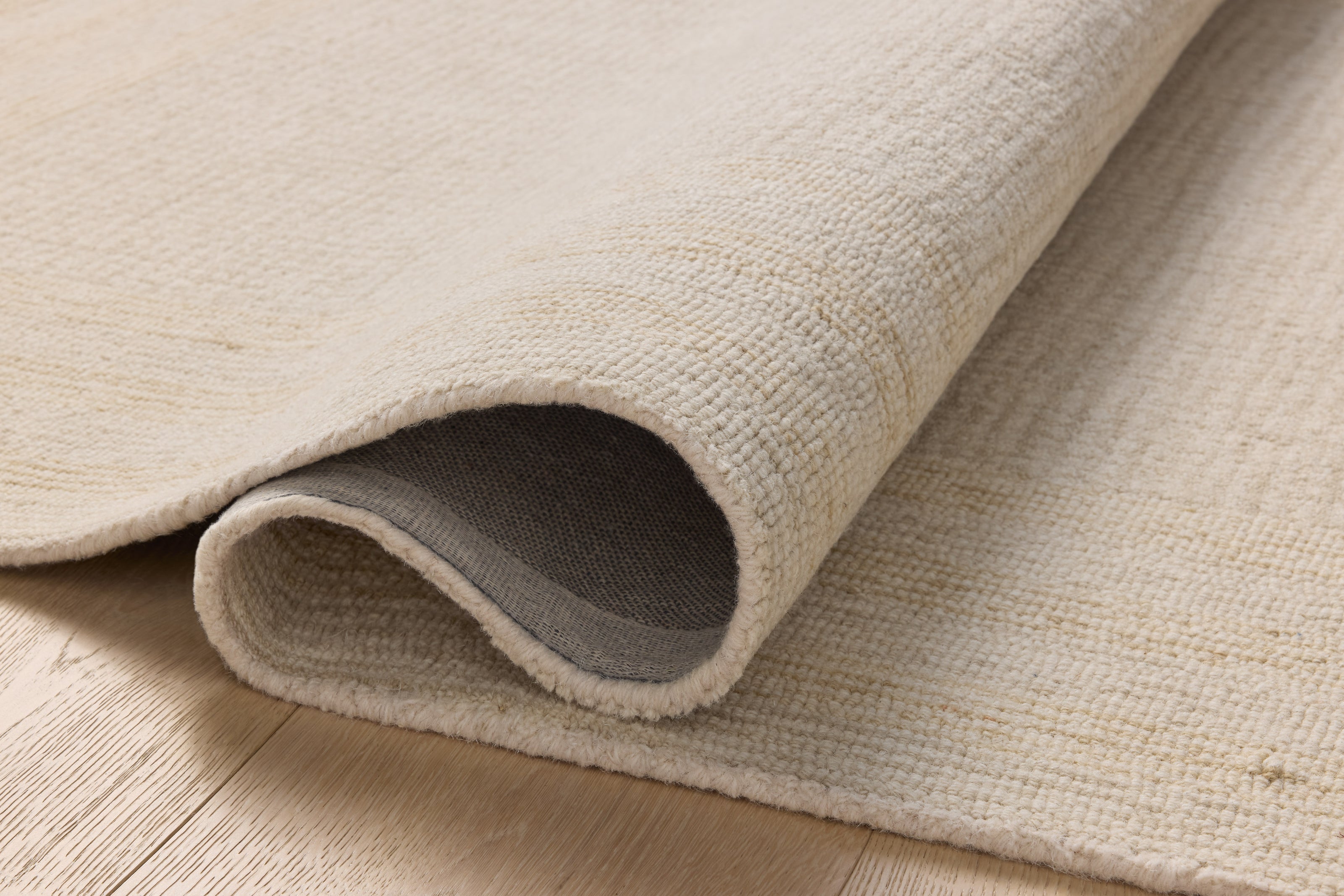 Amber Lewis Windsor Ivory / Wheat Rug DC10