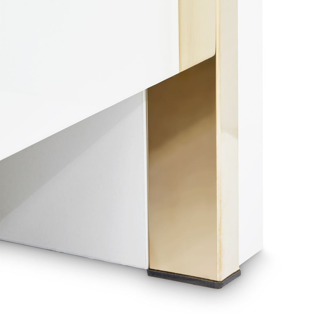 Michael Amini Palm Gate Upholstered Bed - Cloud White
