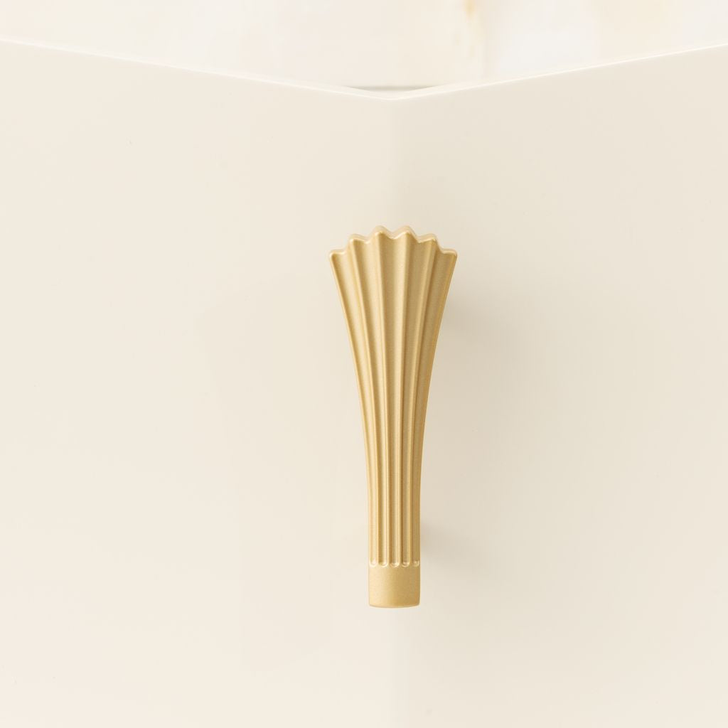 Michael Amini Fantosini Dresser