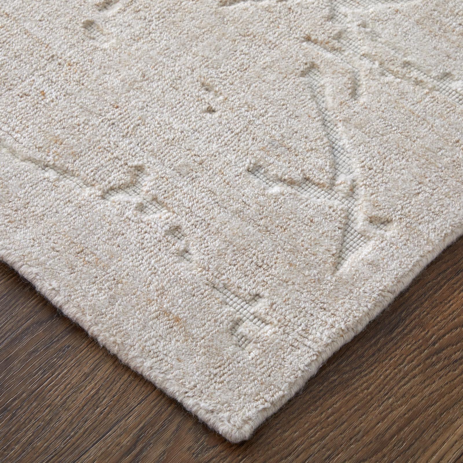 Feizy Aldrich T8019 Modern Solid, Tan/Ivory, Rug