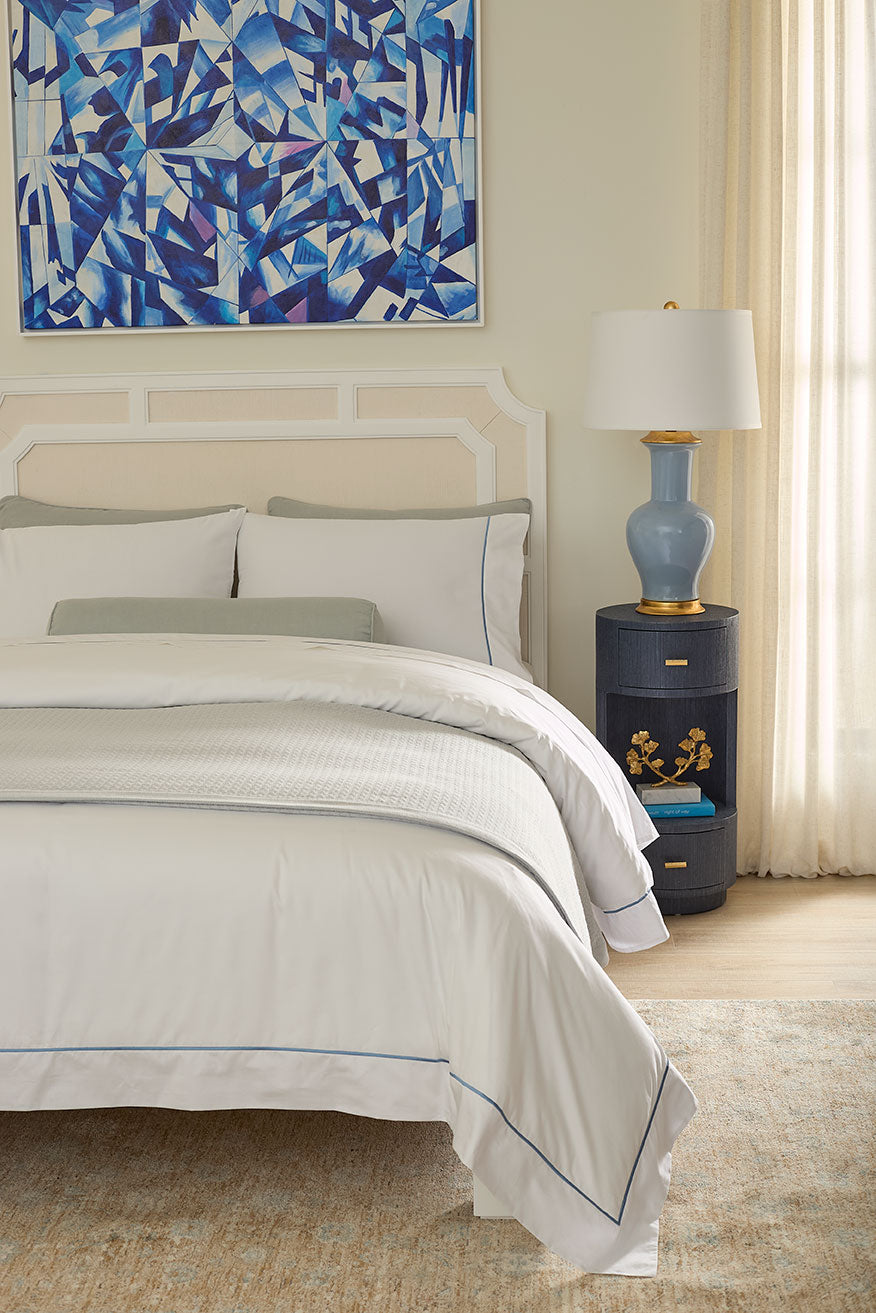 Villa & House Aaron 2-Drawer End Table