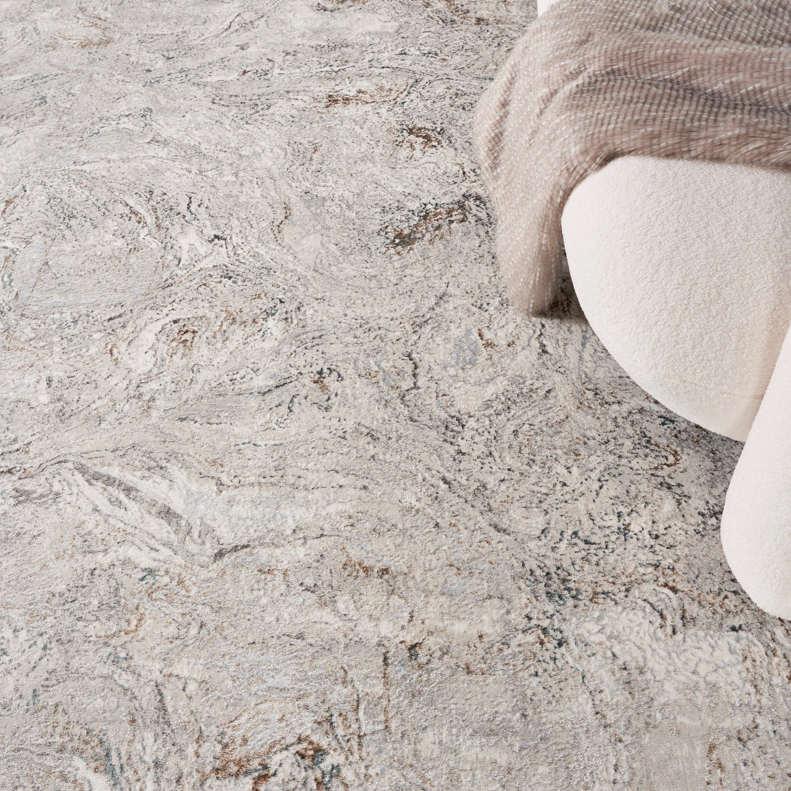 Nourison Glitz GLZ20 Modern Indoor Rug