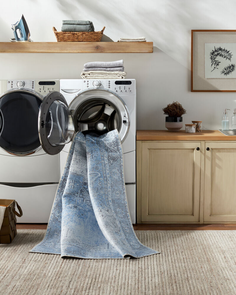 Surya Amelie AML-2362 Machine Woven Rug