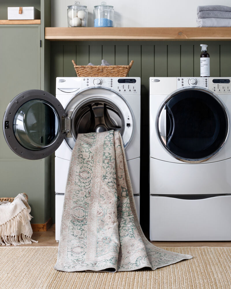 Surya Amelie AML-2393 Machine Woven Rug Cream/Medium Green/Olive