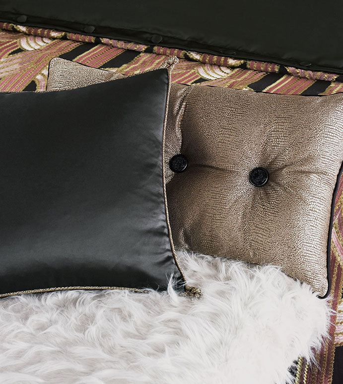 Eastern Accents Arwen Turkish Knot Decorative Pillow