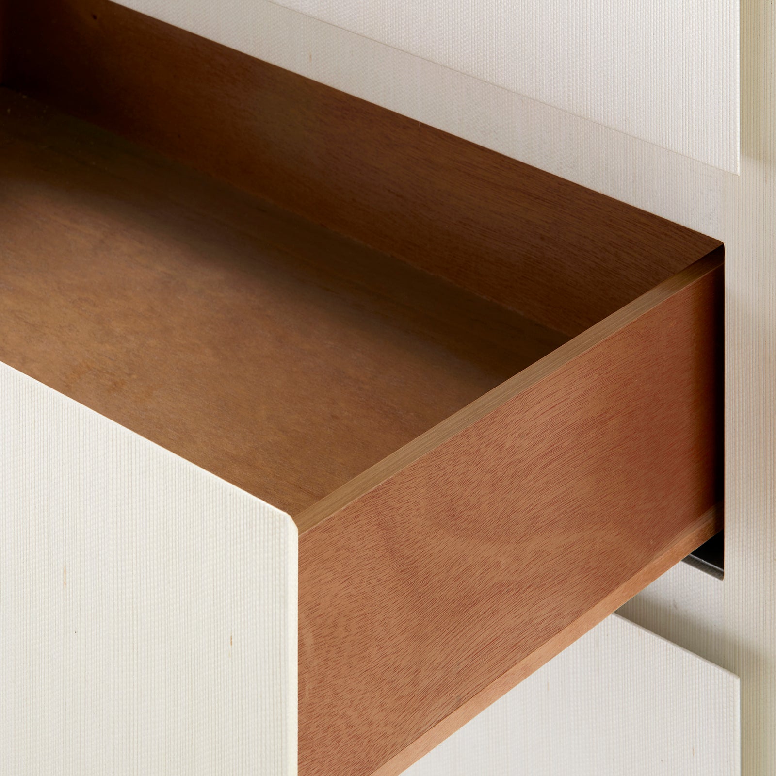 Villa & House Barrett 3-Drawer Side Table