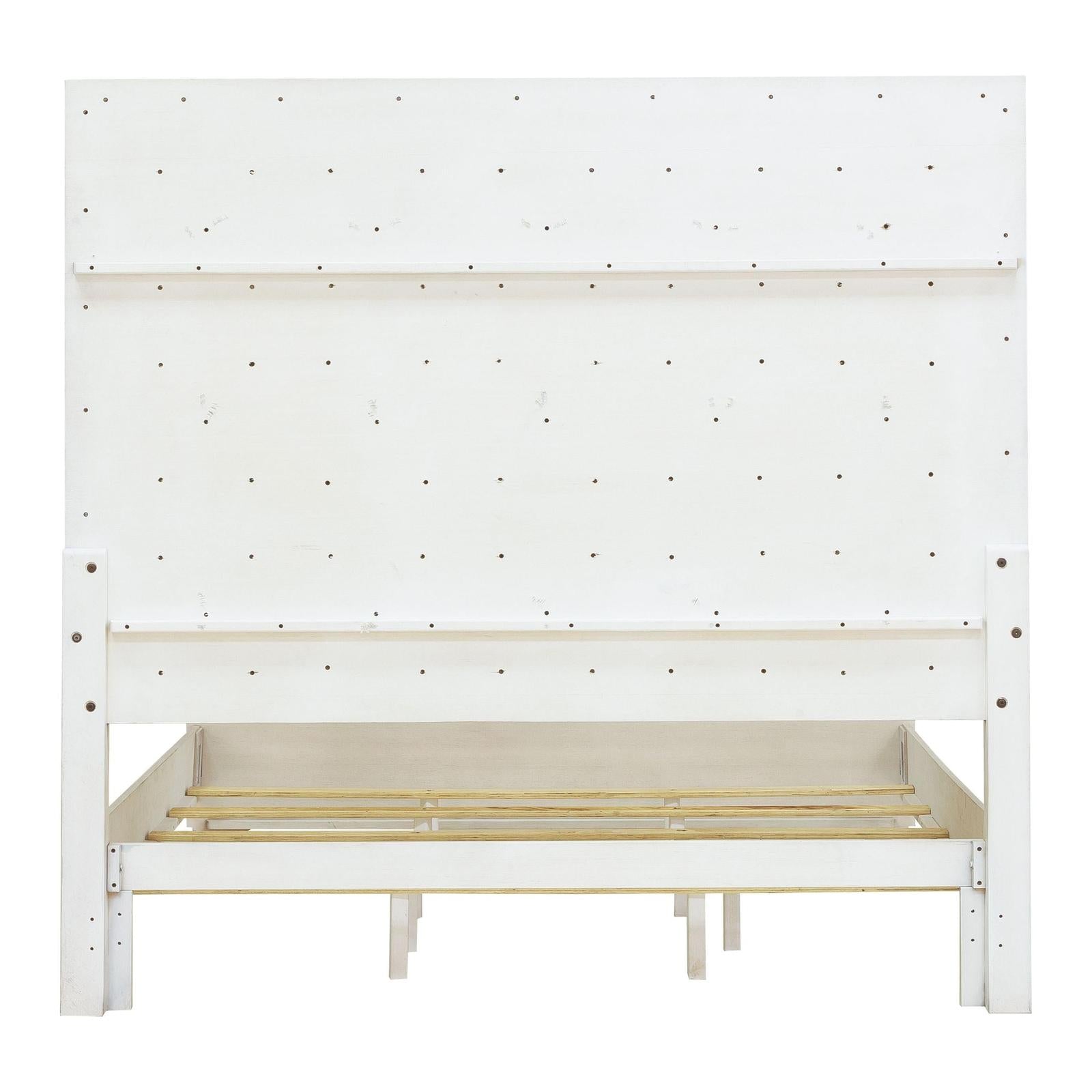 Pulaski Furniture Camila Creamy White Upholstered Bed