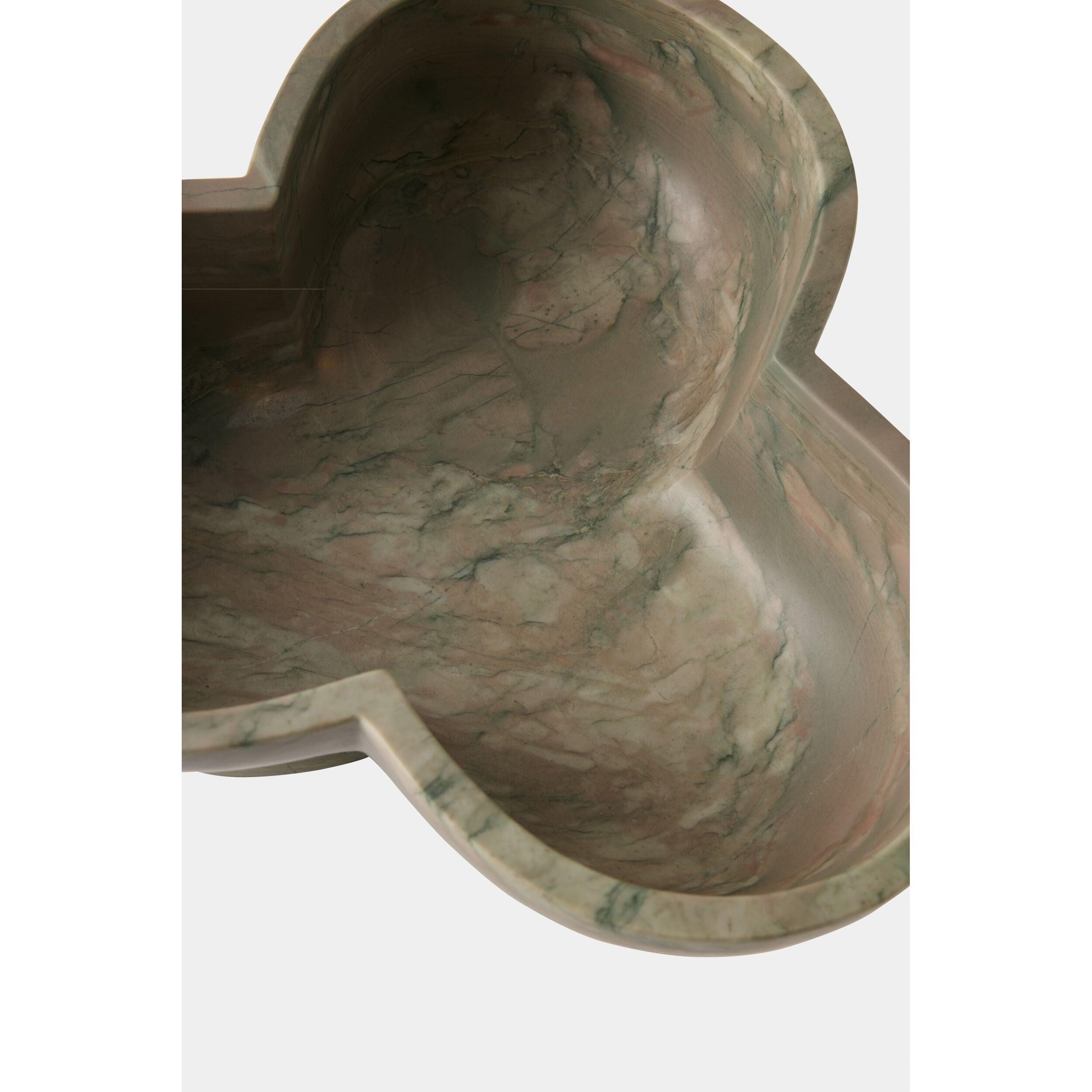 Global Views Trinidad Bowl with Base