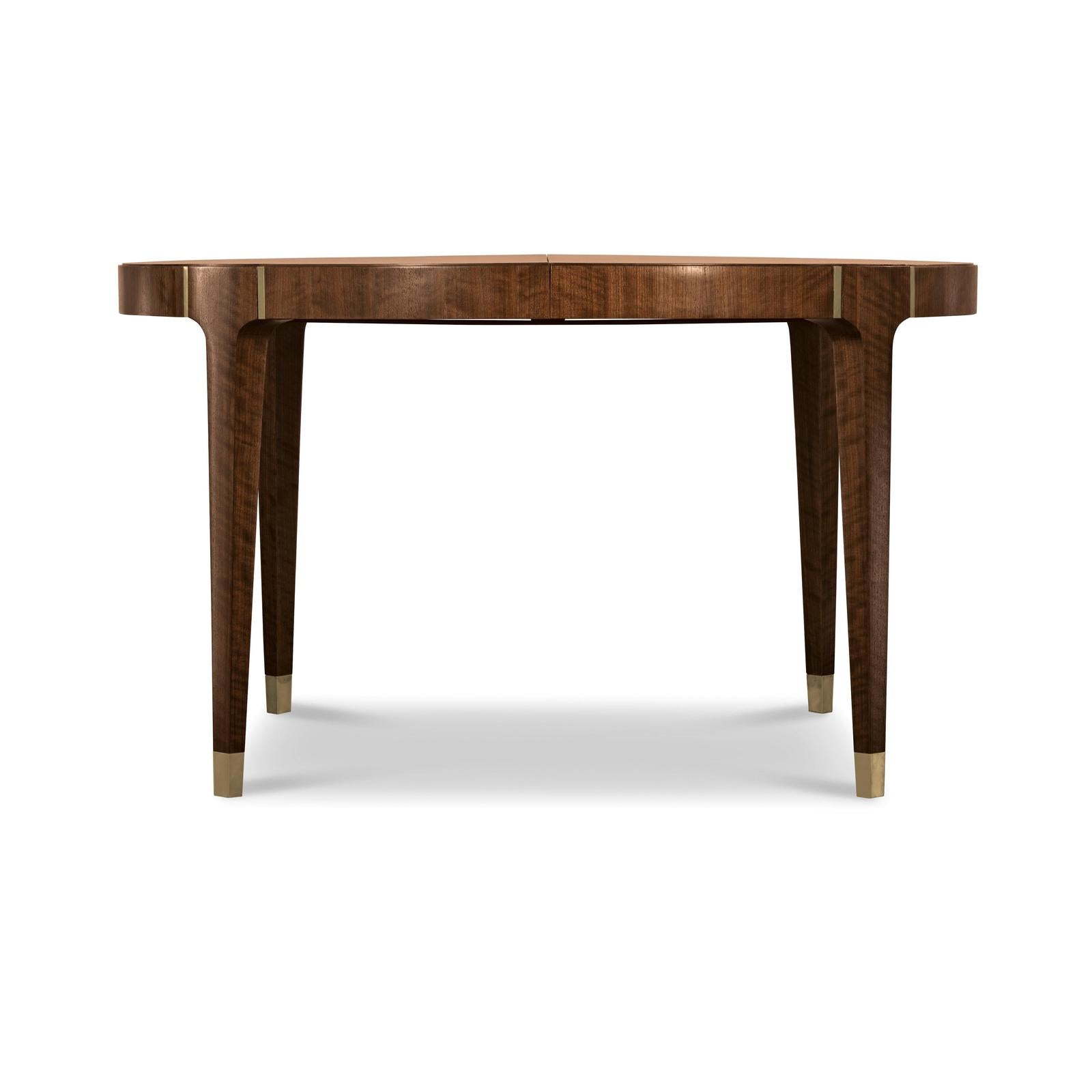 Century Furniture Marquis Paramount Round-To-Oval Dining Table