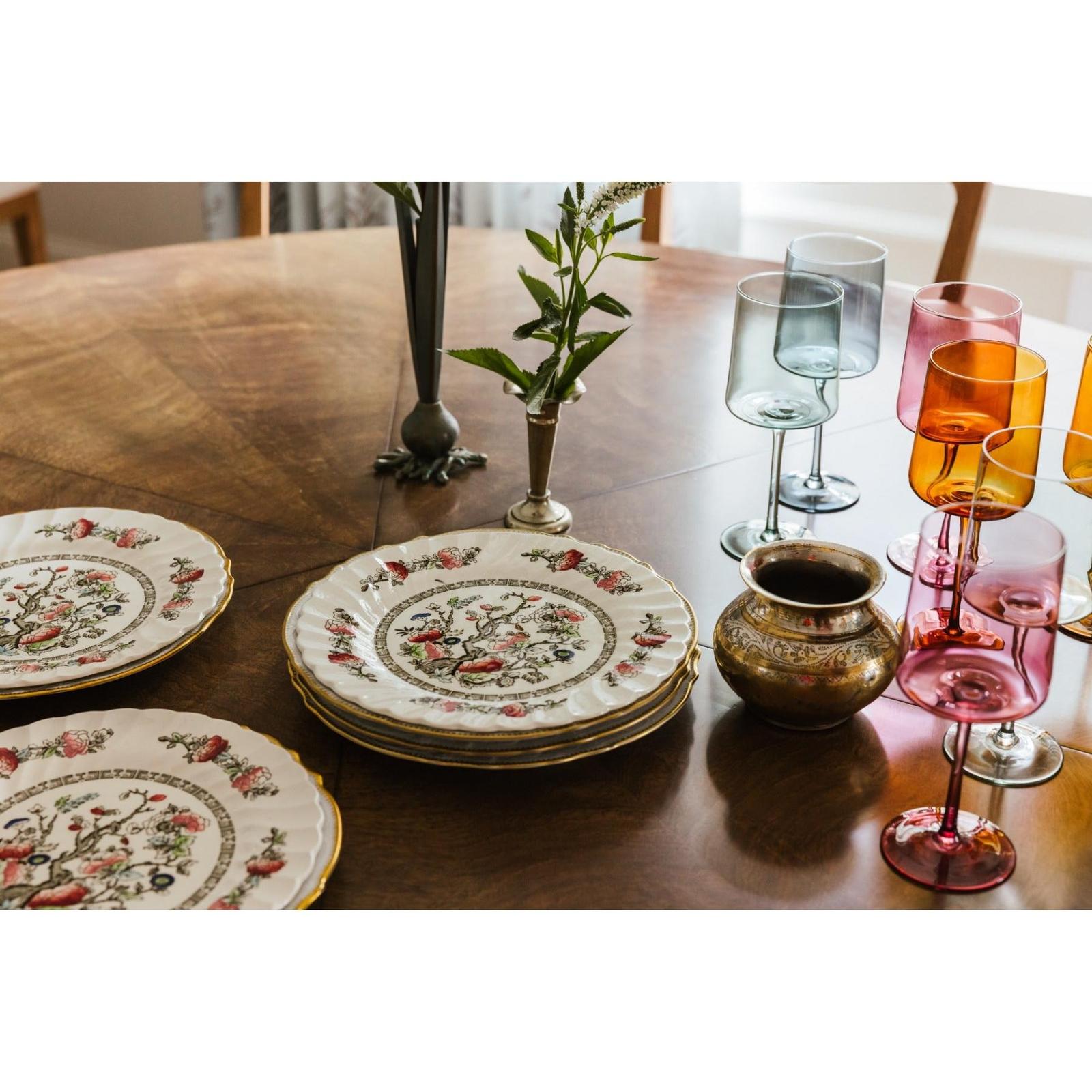Woodbridge Furniture Tulip Dining Table