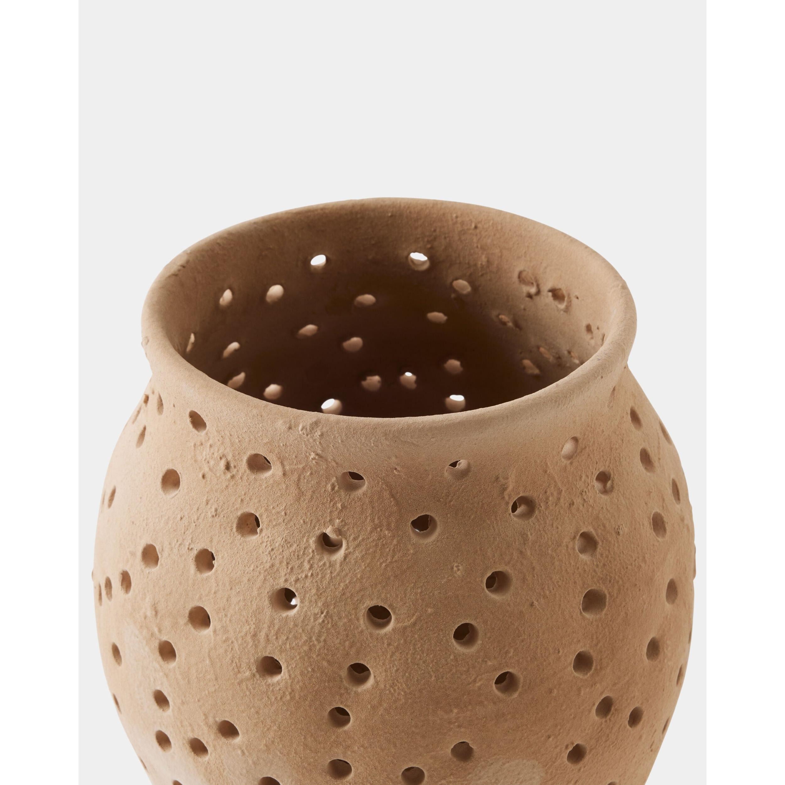 Global Views Yassine Candle Holder