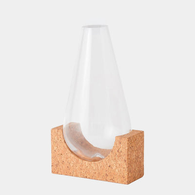 Global Views Meriel Decanter
