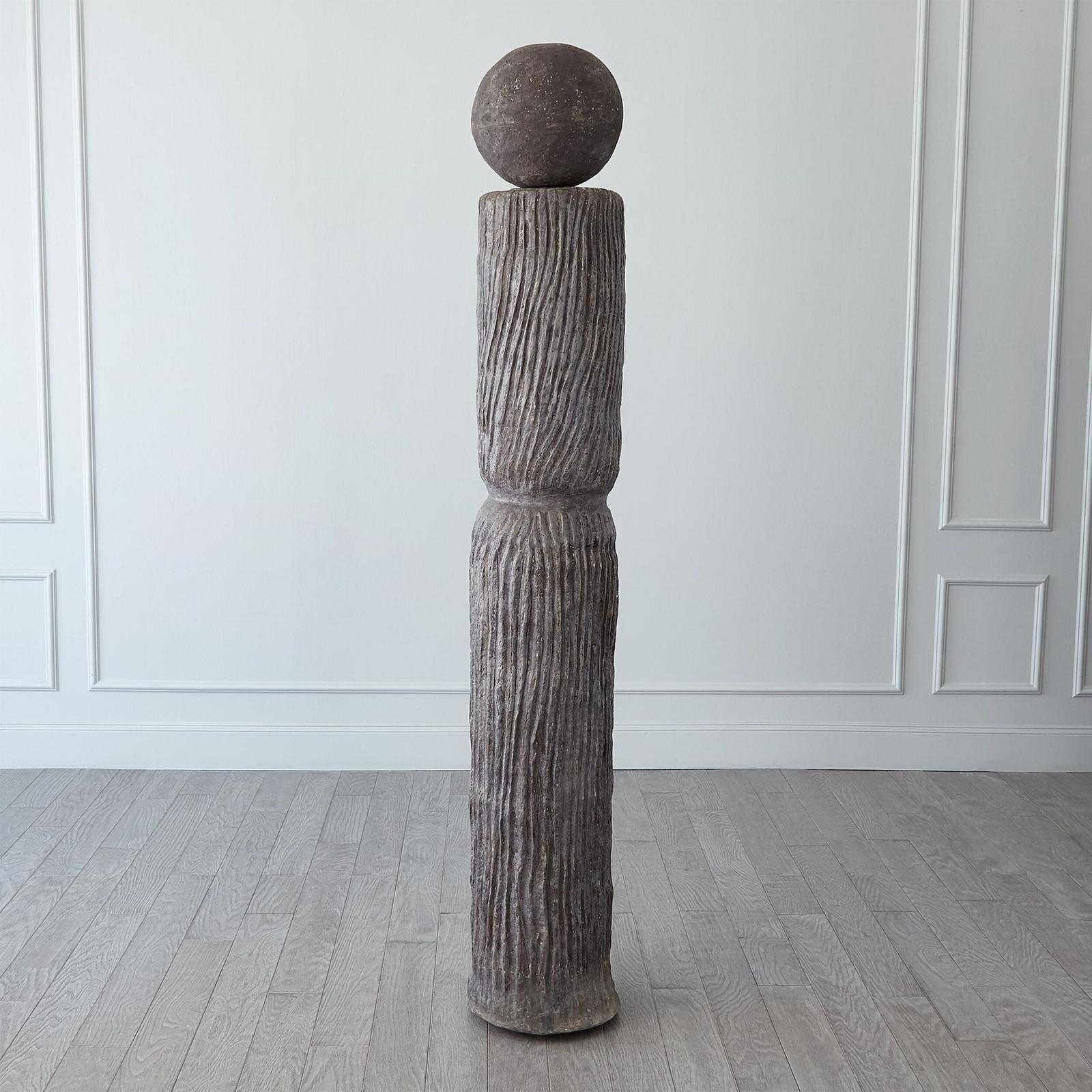 Global Views Andre Totem