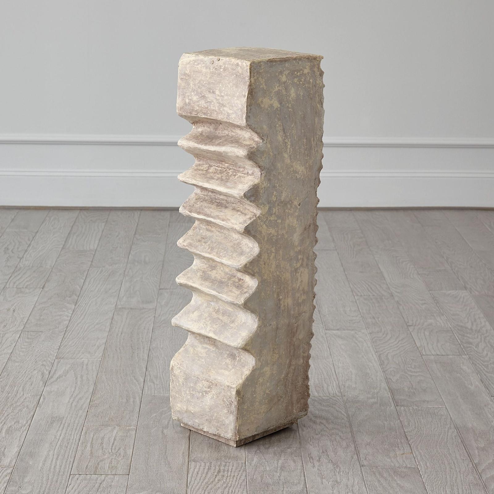 Global Views Eloi Totem
