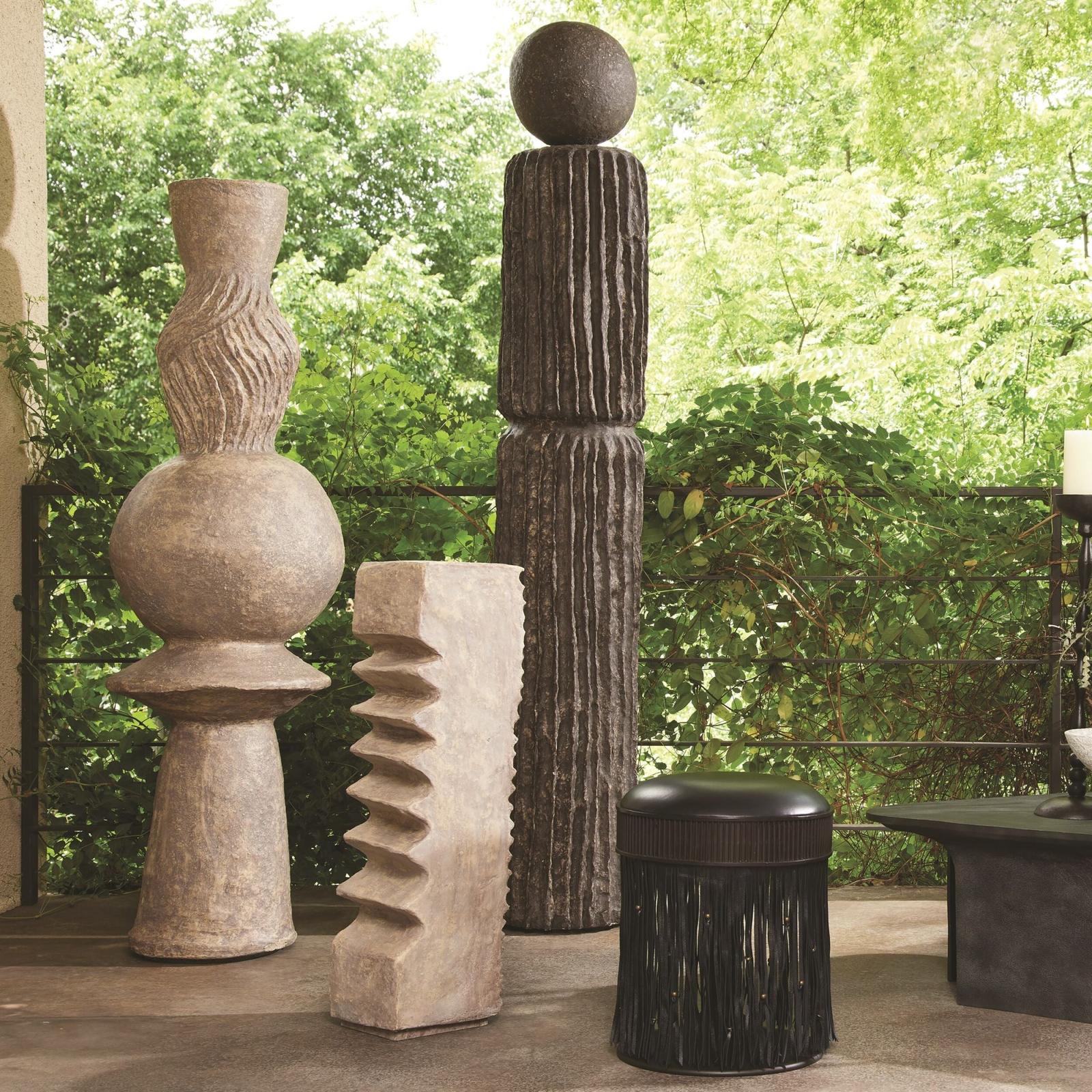 Global Views Eloi Totem