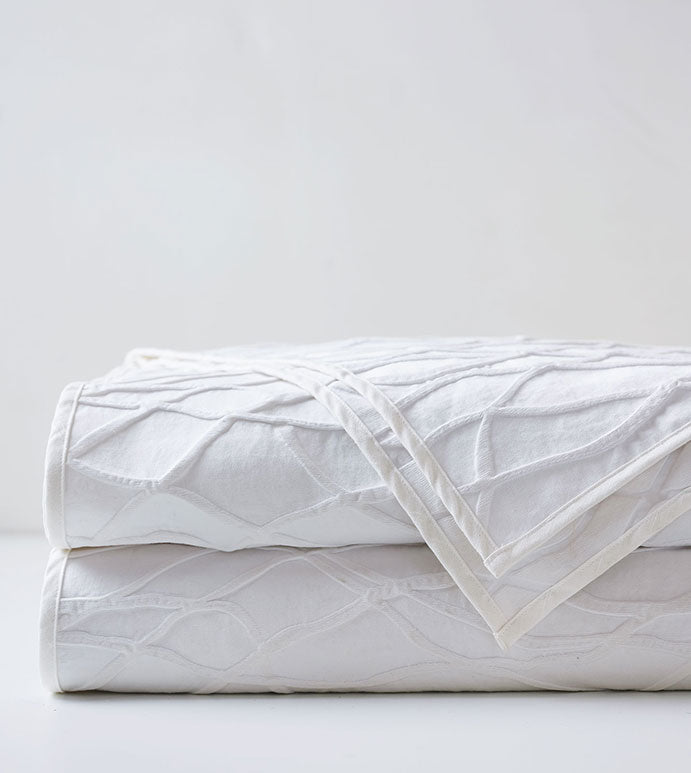 Eastern Accents Nerida Coverlet
