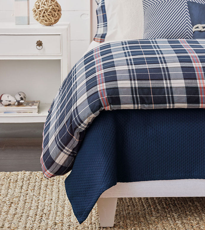 Eastern Accents Halprin Matelasse Coverlet