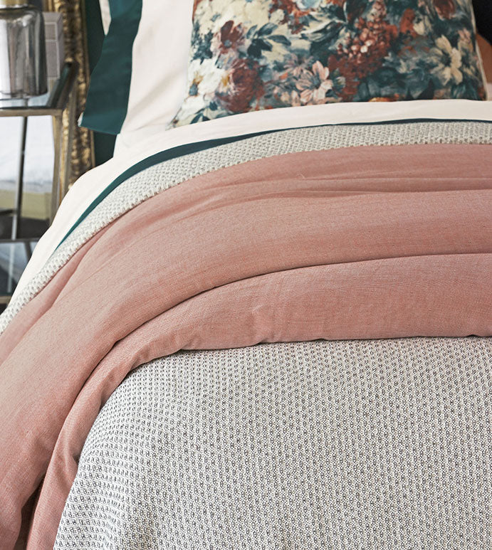 Eastern Accents Izaro Woven Coverlet