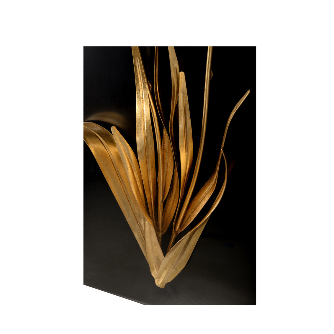 Chelsea House Porcelain Flower Black Artwork