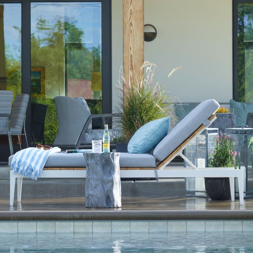 Century Furniture Outdoor Complements Poolside Metal/Teak Reclining Chaise Long