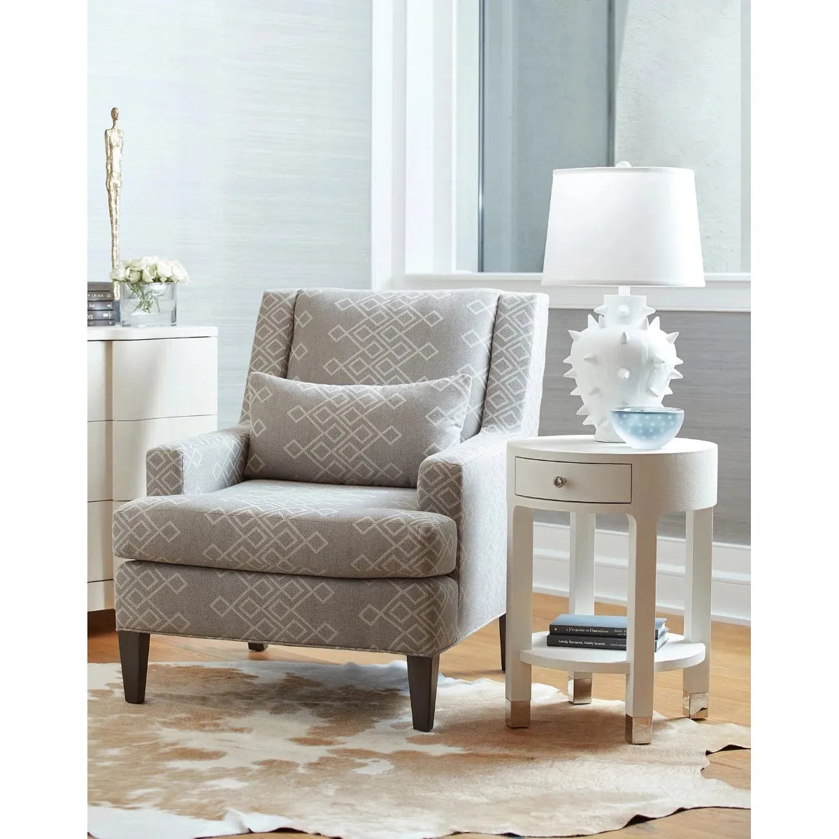 Villa & House Dakota Round Side Table