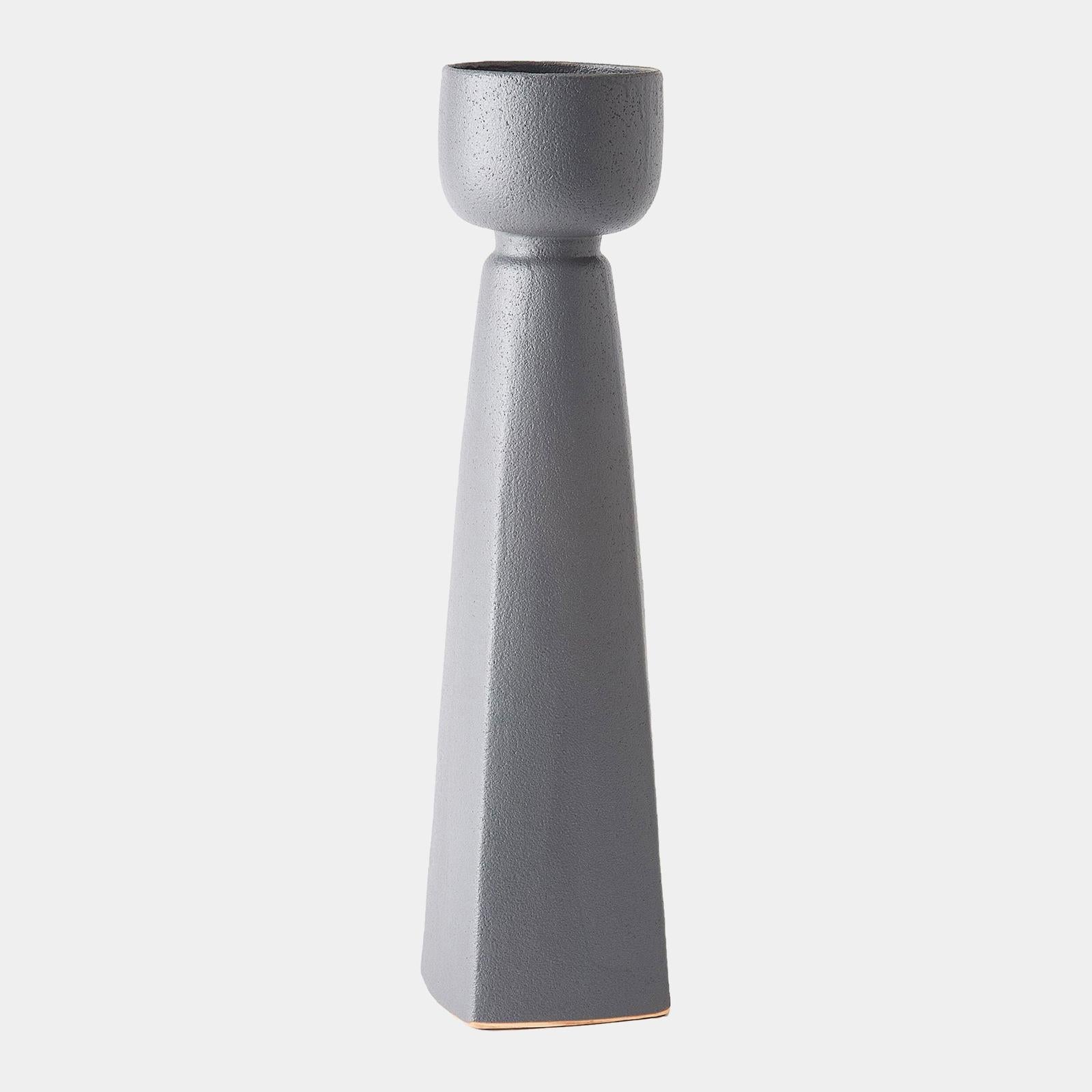 Global Views Cupped Vase
