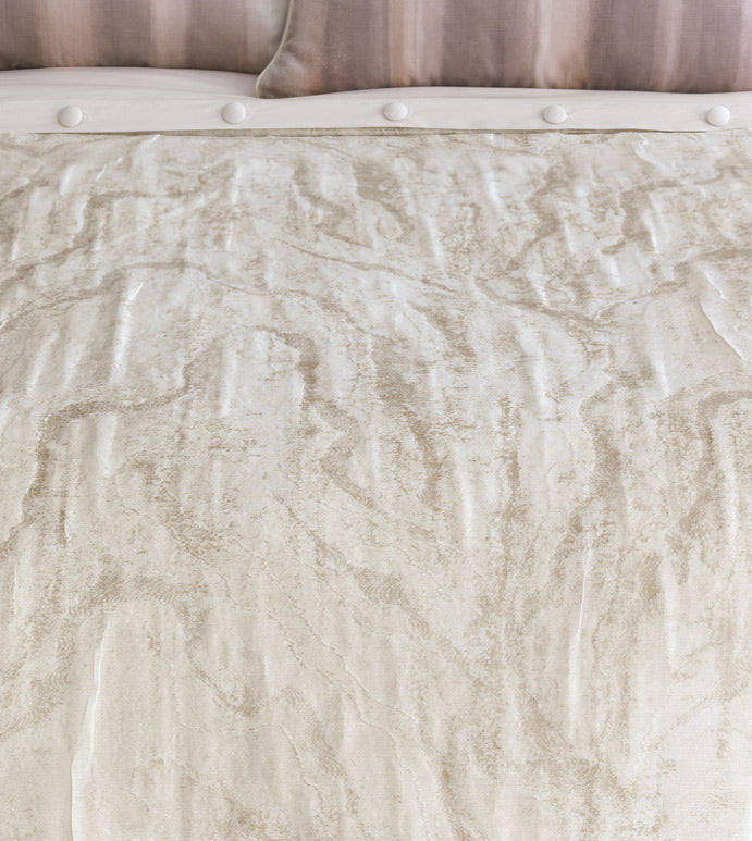 Eastern Accents Halo Champagne Duvet Cover