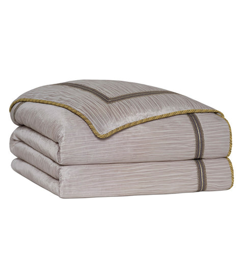 Eastern Accents Vivaldi Fog Hand-Tacked Comforter