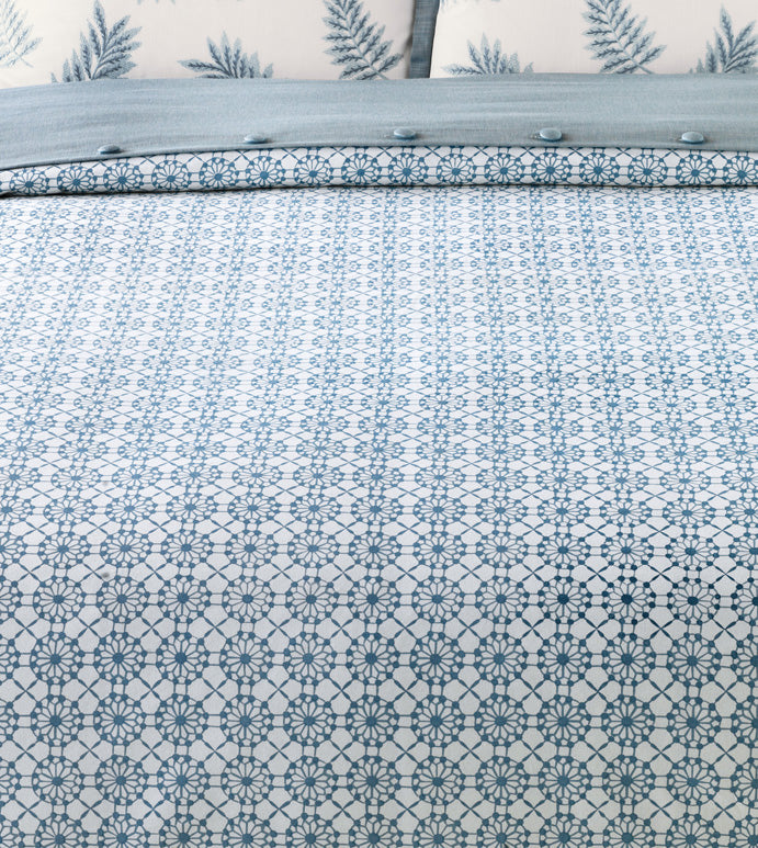 Eastern Accents Penelope Medallion Duvet Cover