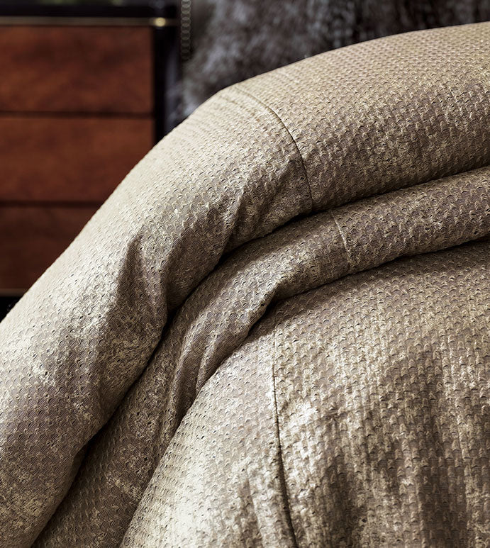 Eastern Accents Indochine Duvet Cover