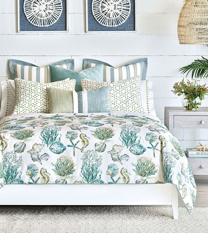 Eastern Accents Grenada Tropical Tacked Comforter