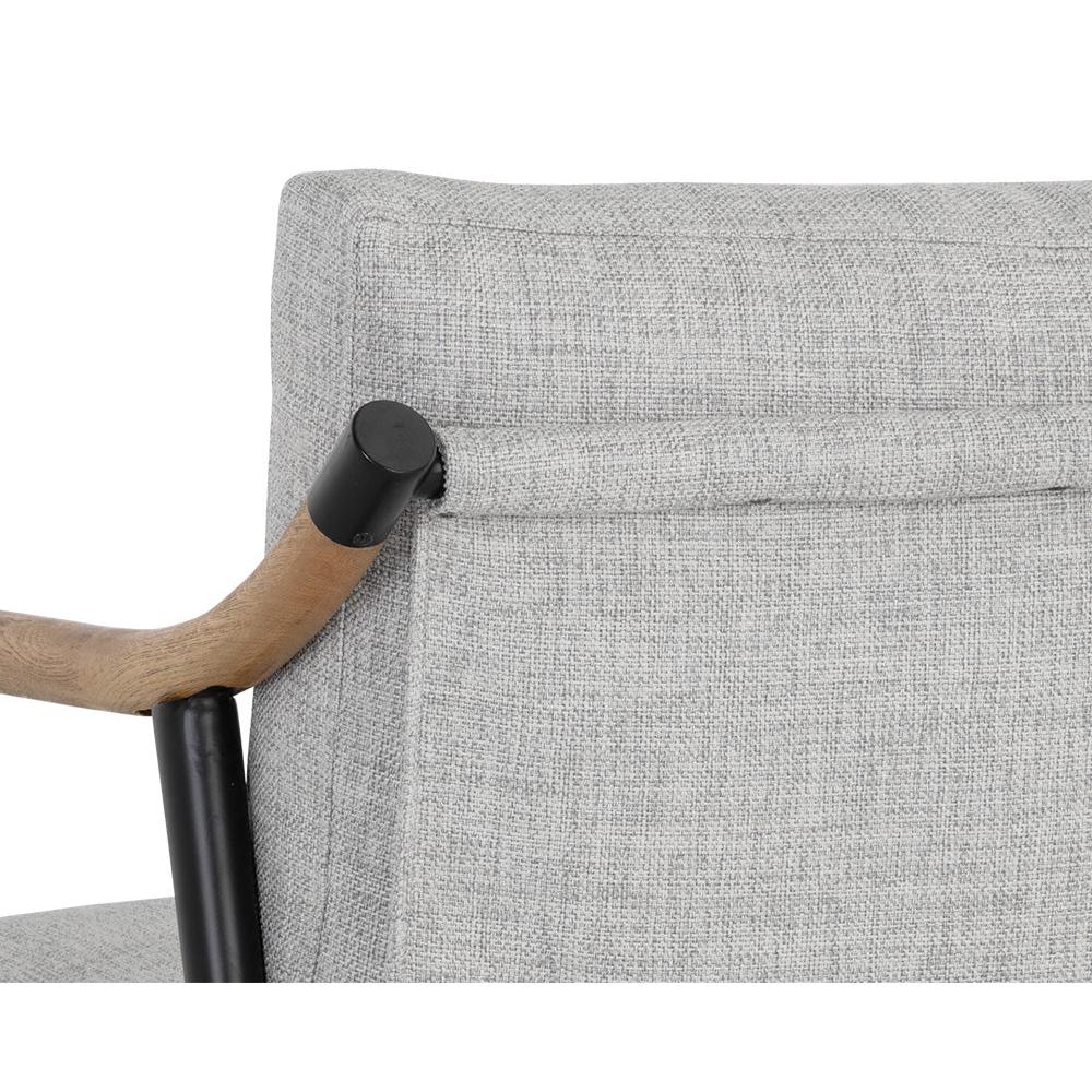 Sunpan Meadow Armchair, Vault Fog Clearance