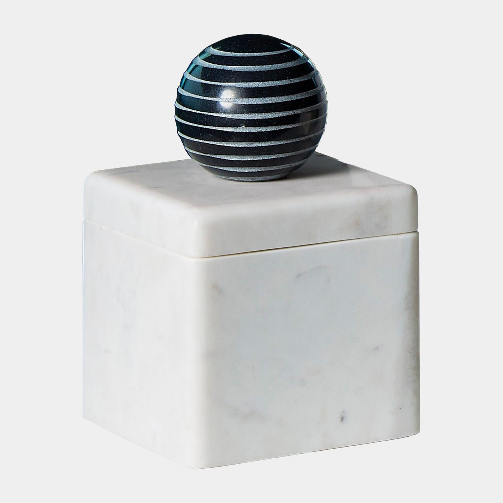 Citizen Artist for Global Views La Boite Box