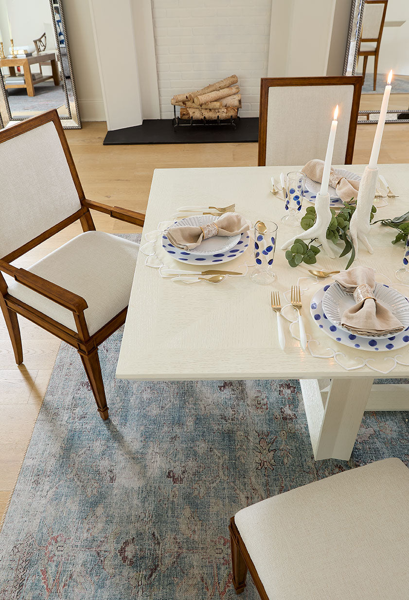 Villa & House Finn Dining Table