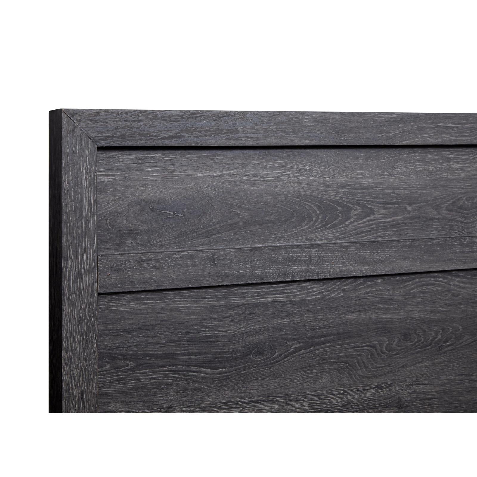 Magnussen Home Merrifield Raisin Black Panel Bed