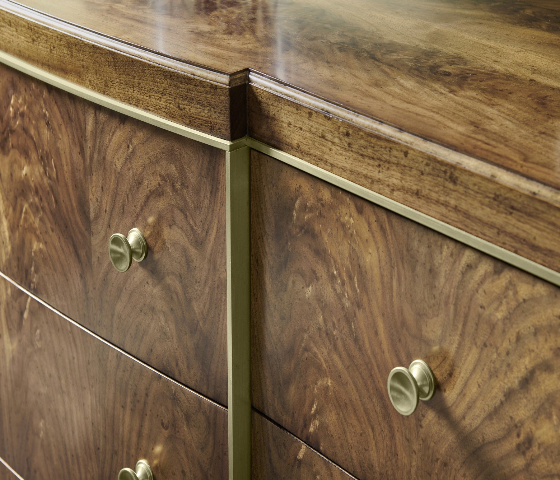 Jonathan Charles Barcelona Dresser