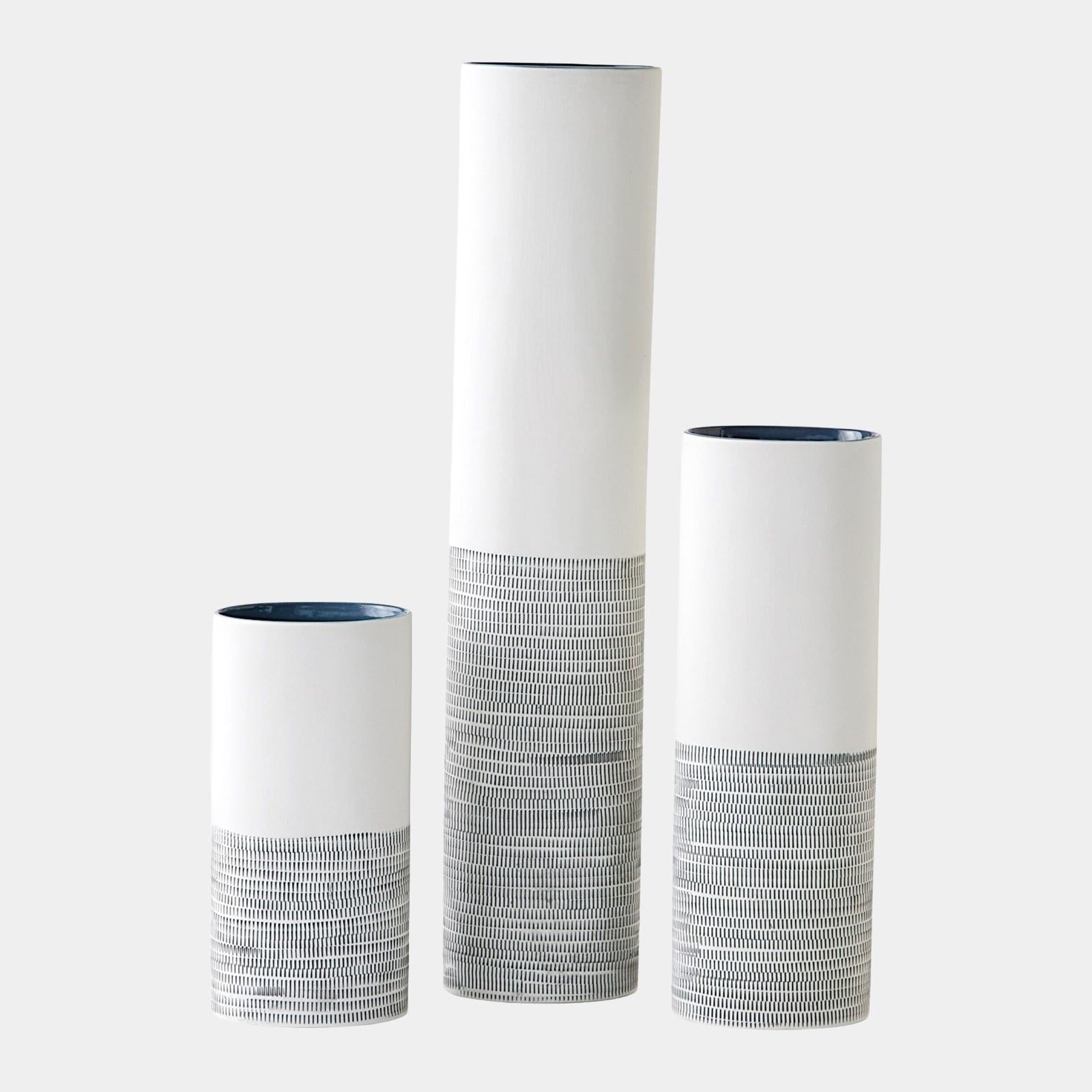 Global Views Dash Vase