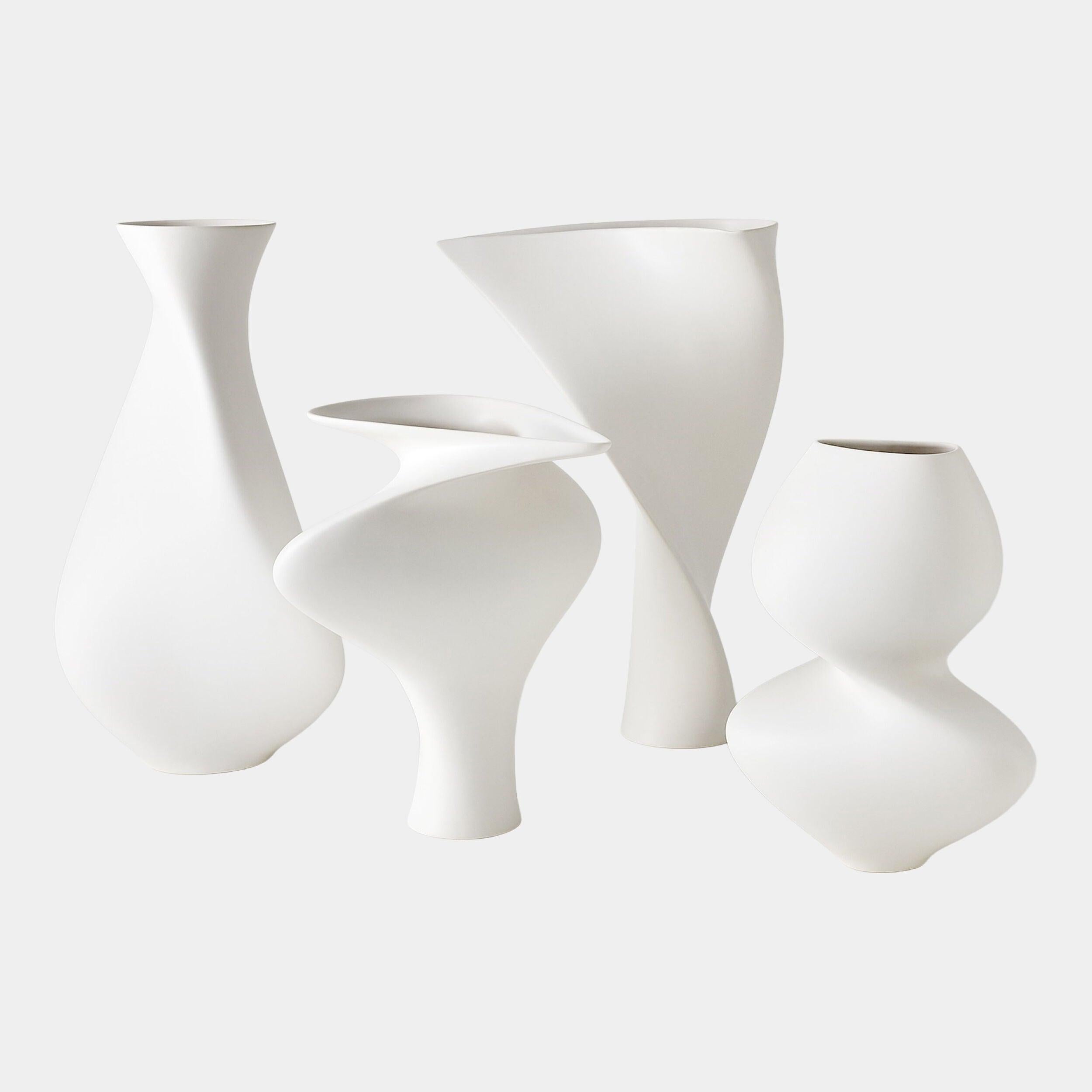 Global Views Tranquility Vase