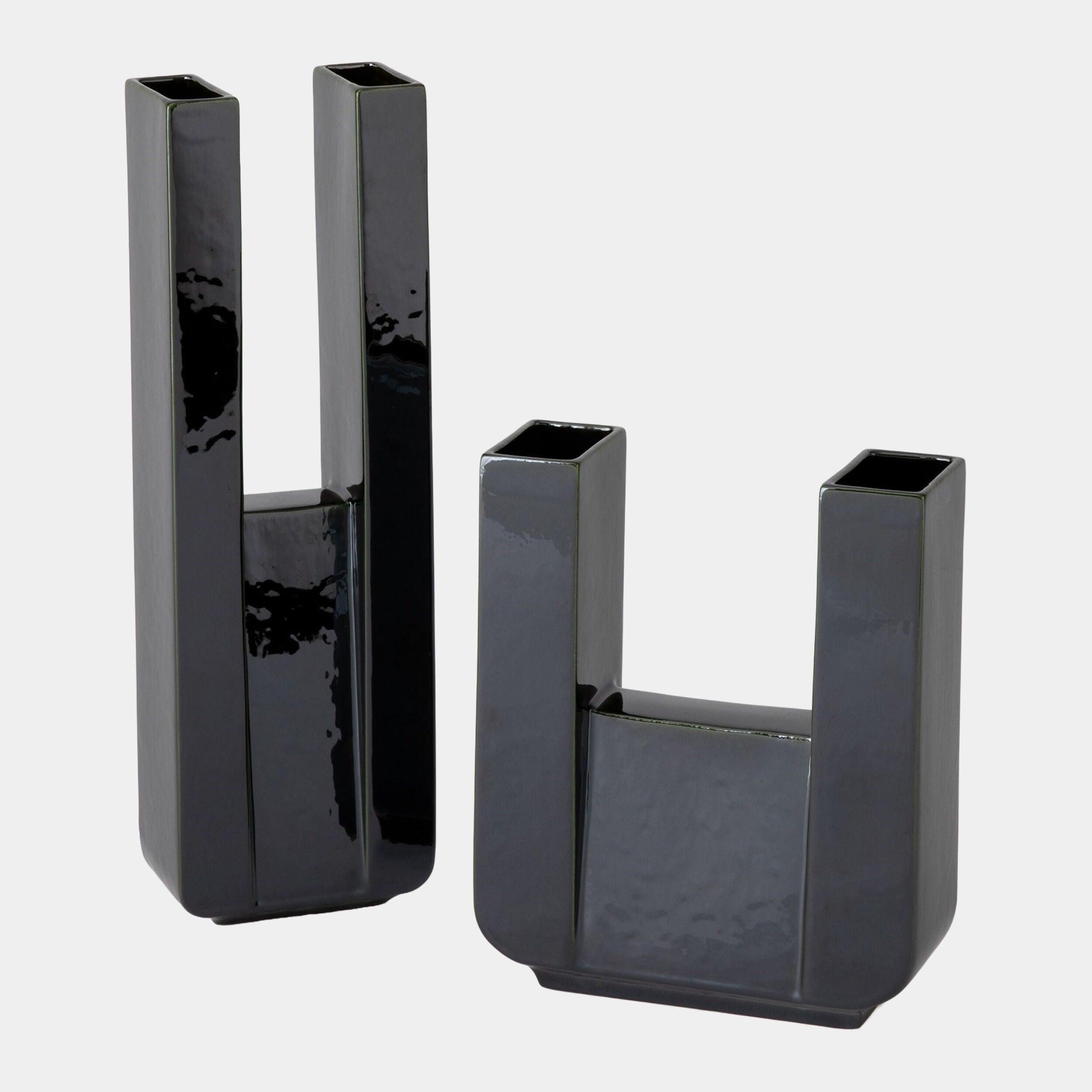 Global Views Metropolis Vase