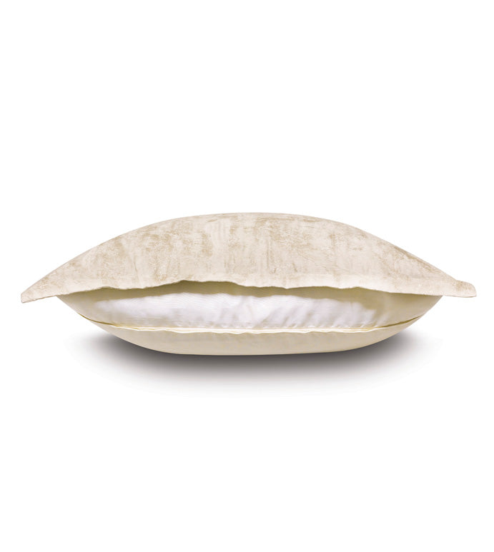 Eastern Accents Halo Champagne with Flange