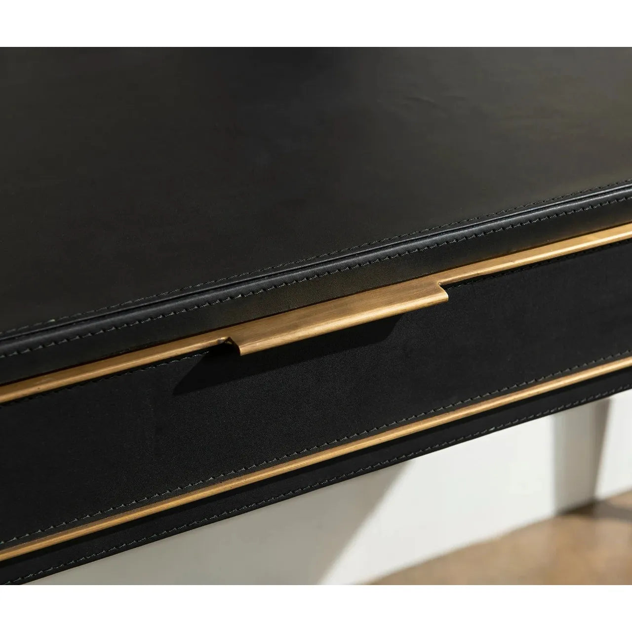 Villa & House Hunter Desk