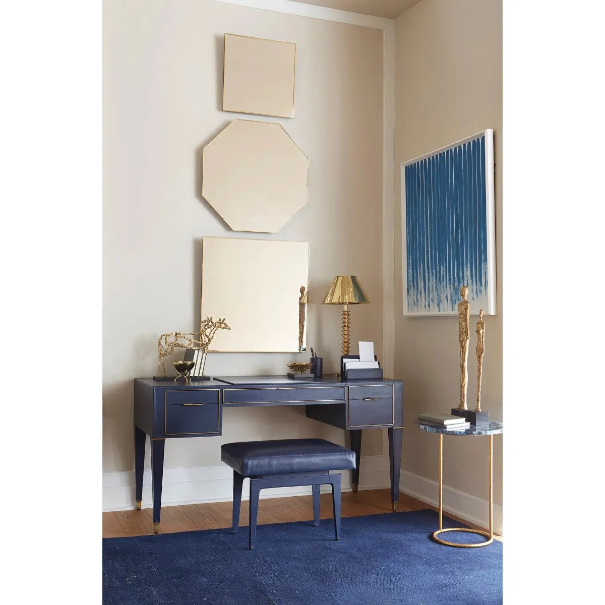 Villa & House Hunter Desk