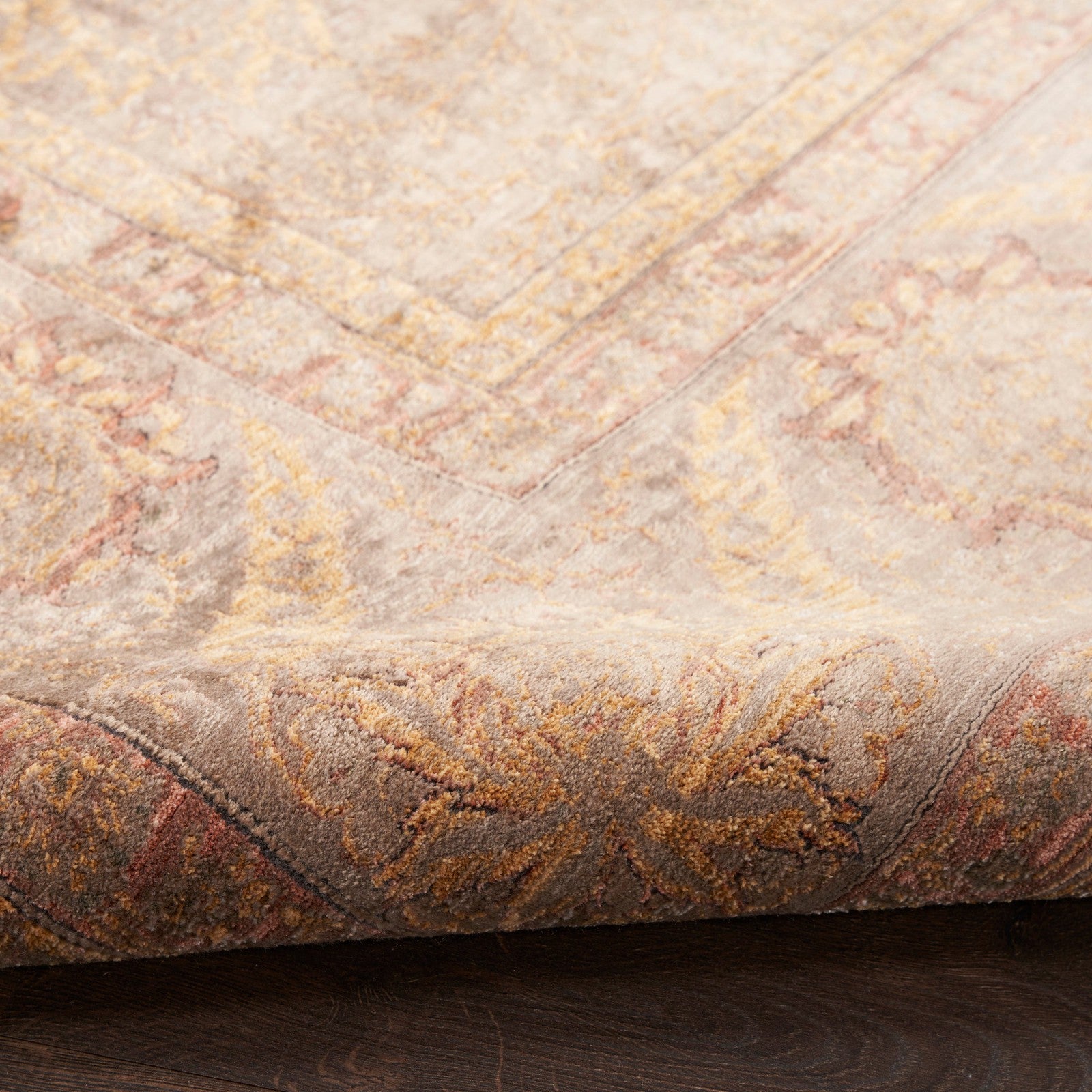 Nourison Luxurious LRS02 Vintage Indoor Rug
