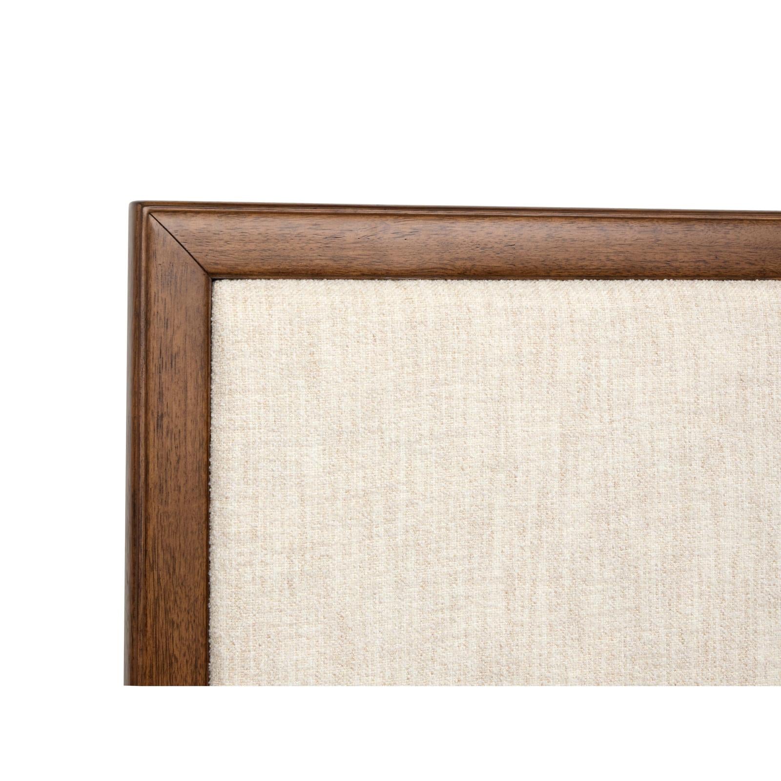 Magnussen Home Ridgefield Russet Bed
