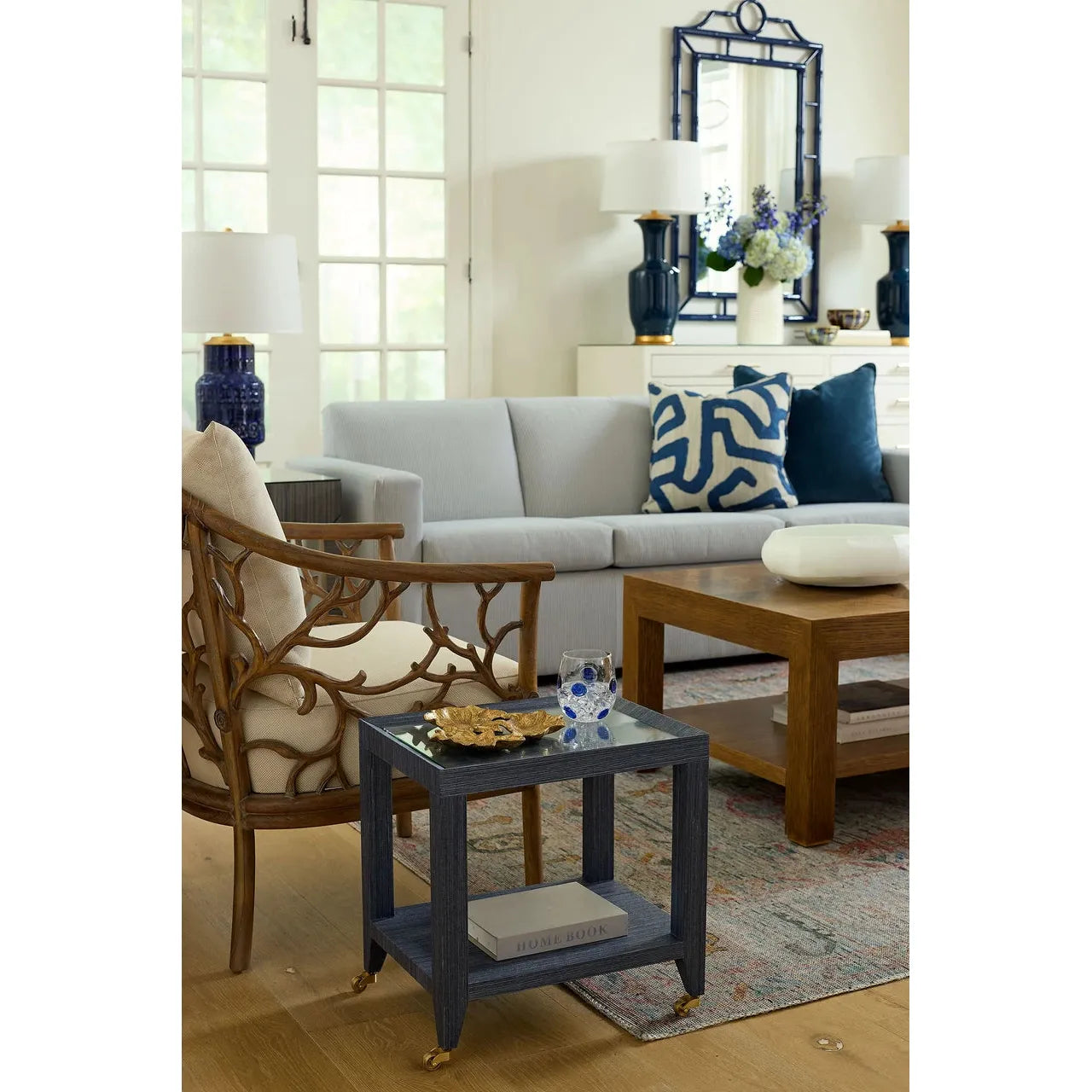 Villa & House Isadora Tea Table