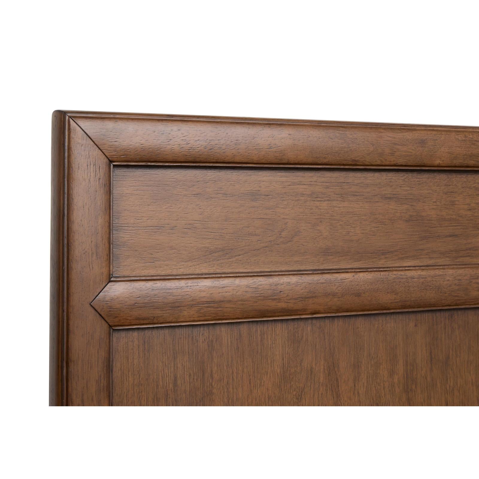 Magnussen Home Ridgefield Russet Bed